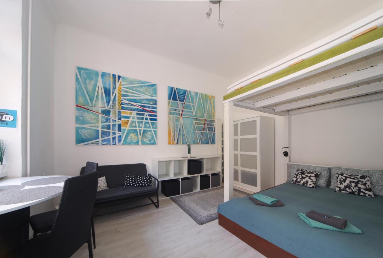 Cosy Studio Apartment With Airconditioner Budapesta Exterior foto