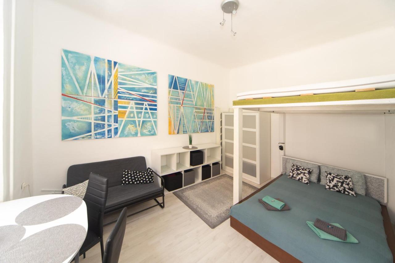 Cosy Studio Apartment With Airconditioner Budapesta Exterior foto