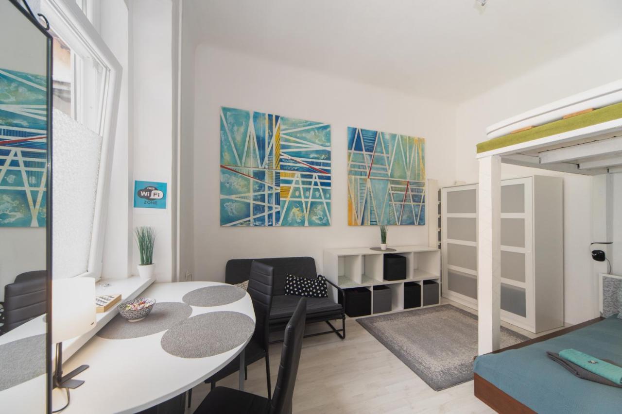 Cosy Studio Apartment With Airconditioner Budapesta Exterior foto